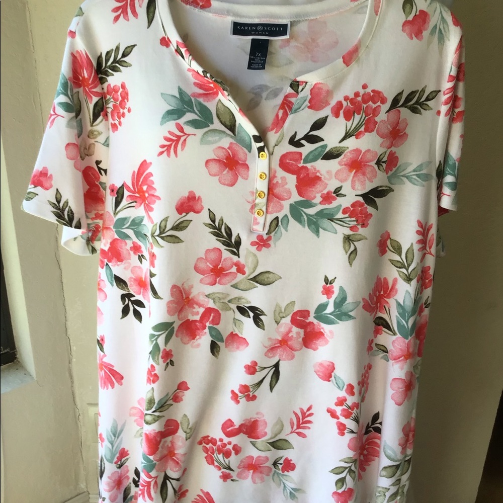 T-shirt